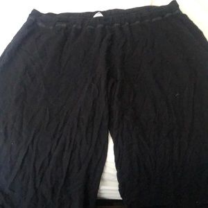 Black Capri pants, cotton. 1X. Very comfy.